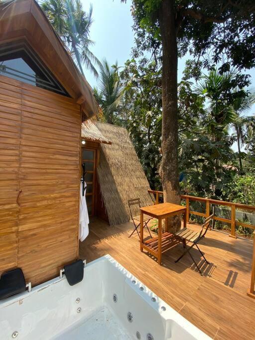 Mangifera Treehouse-Elixir Beach Farm-Jacuzzi-Cozy Villa Alibag Exterior photo